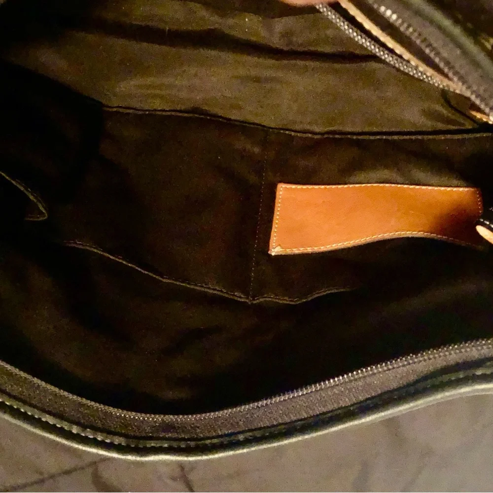 Coach Signature Canvas Messenger Bag in Black and Grey
